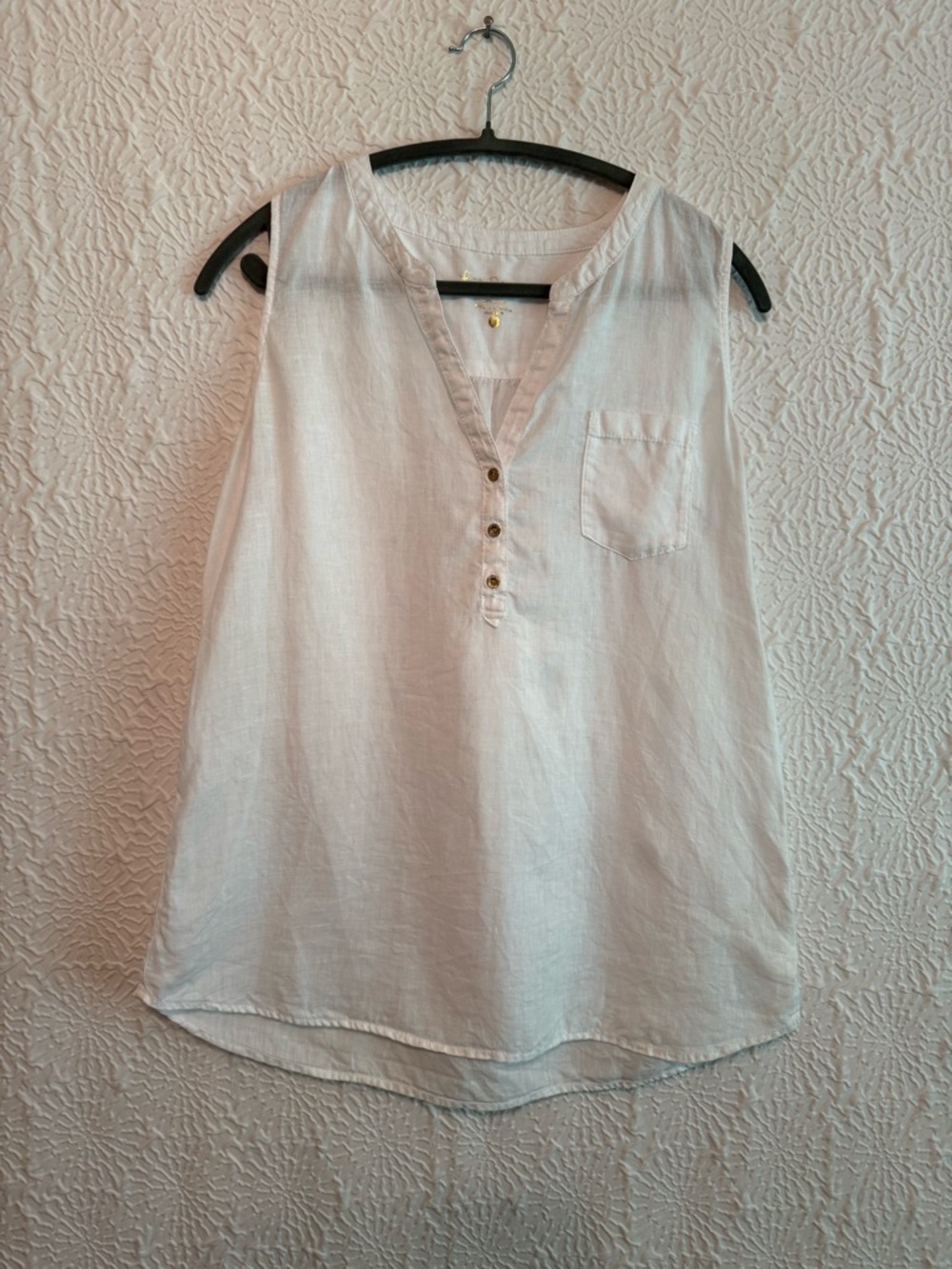 Lilly Pulitzer Elsa White Sleeveless Linen Button Tank, M